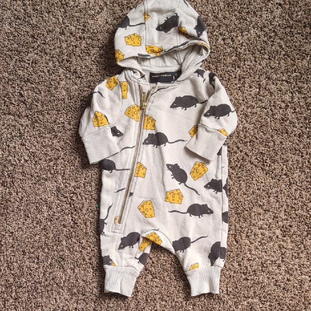 Mini Rodini Beige Hooded Footie with Yellow Cheese & Gray Mouse Print